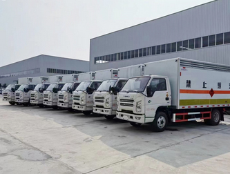 桶裝危化品運(yùn)輸車，爆破器材運(yùn)輸車廠家